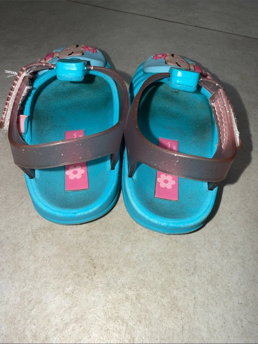 Ipanema Turquoise Kids Mermaid Water Shoes with Pink Straps size 7 toddler